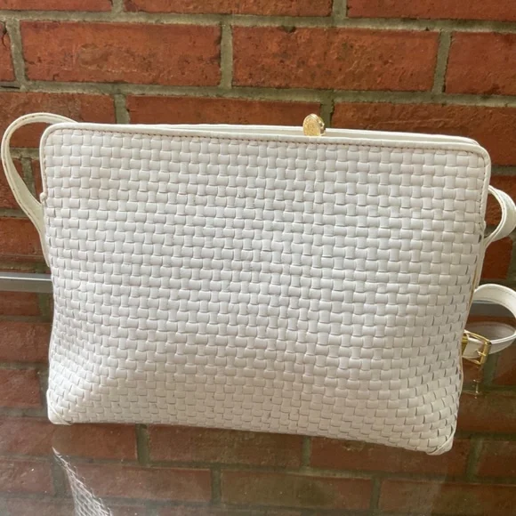 Fendi Vintage Crossbody Purse - Picture 2 of 9